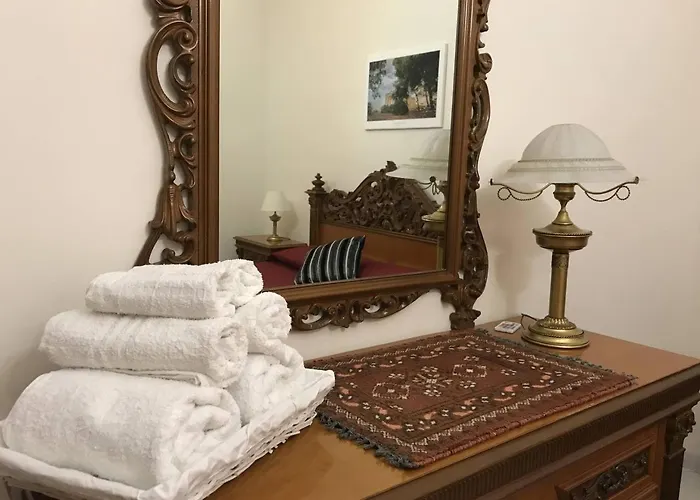 Selinunte Street House